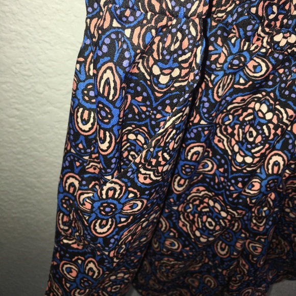 Patterned Romper - Picture 4 of 6